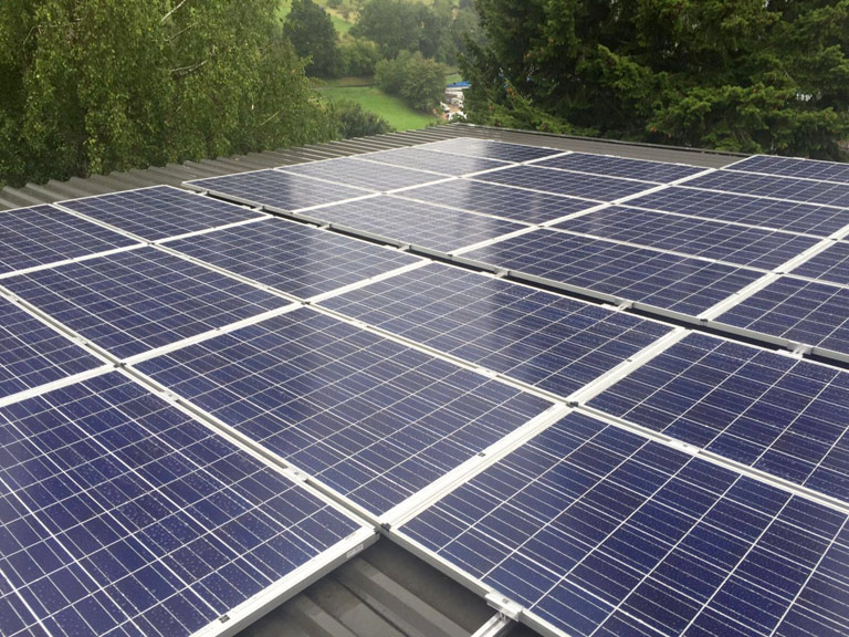 Foto Solaranlage im Odenwald