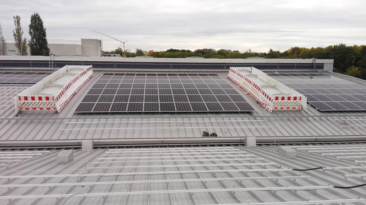 Foto: Solaranlage Main Post Würzburg