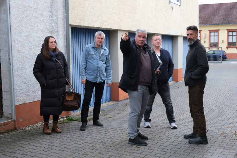 Vor Ort: Treffen zu Bauvorhaben in Darmstadt-Eberstadt