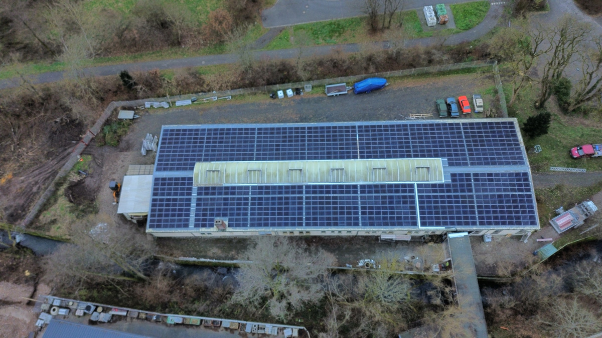 Foto: Solaranlage bei Büdingen von oben